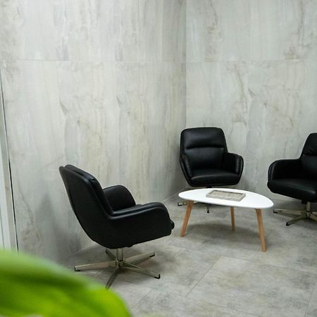 Astar Apartments - Extra Large Rădăuţi Exteriör bild